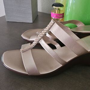 Italian Shoemakers Pearl Strappy Sandals With Sequins.